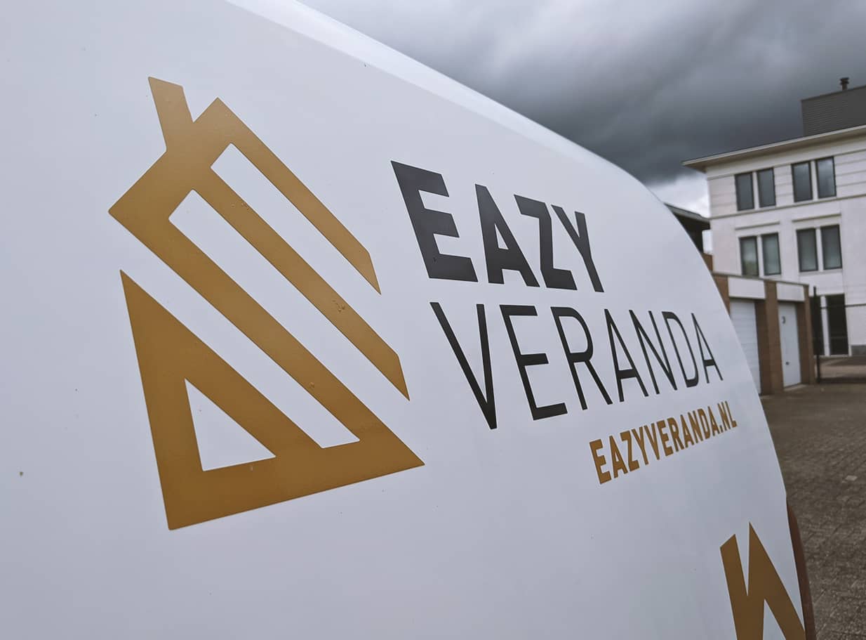 Eazy Veranda Close-up